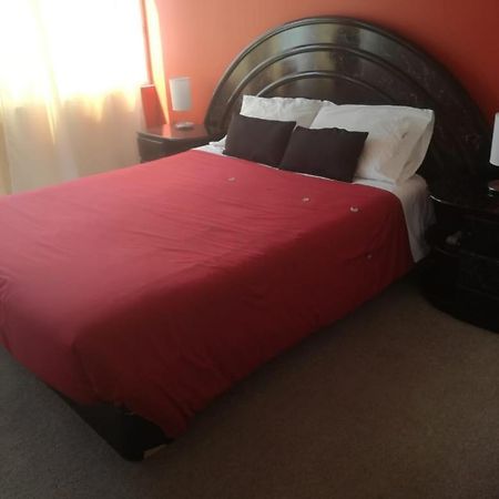 Teatinos 690 Apartment Сантяго Екстериор снимка